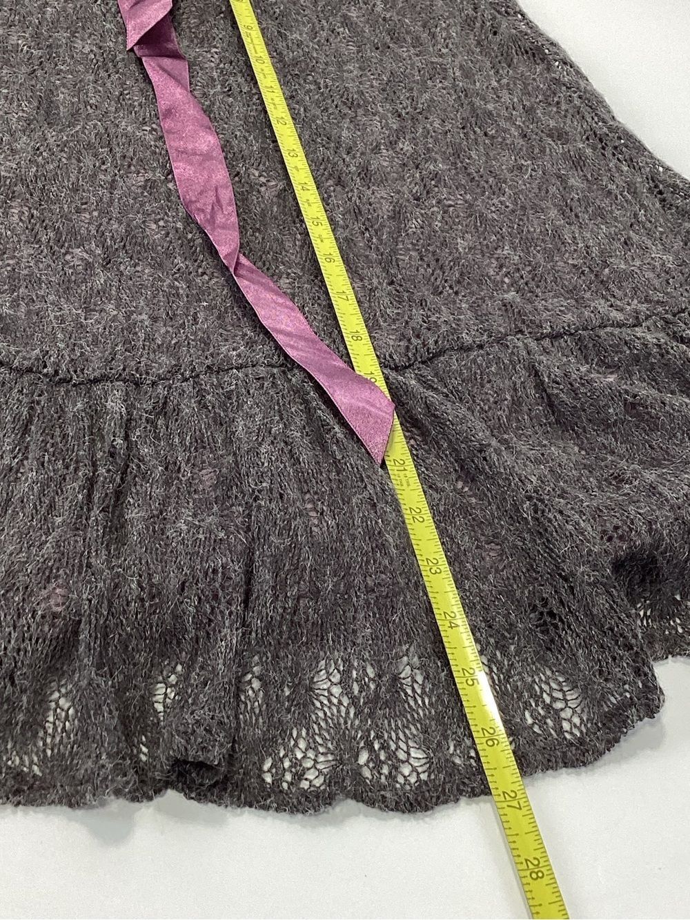 Free People Charcoal Gray Knit Skirt Lace Design Purple Ribbon Belt Detail S/P - Picture 12 of 12
